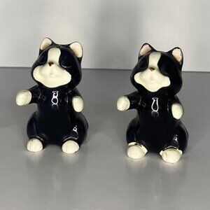 Vintage Black and White Kitten Salt & Pepper Shakers